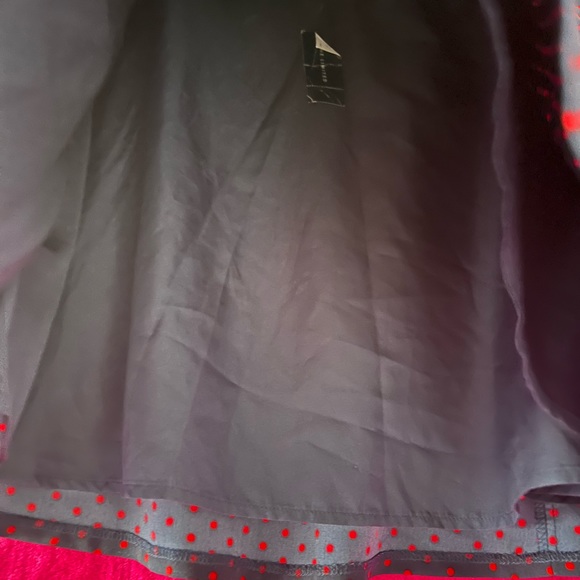 🏷️ NWT -The Limited navy blue red polka dot mini skirt - Picture 5 of 5